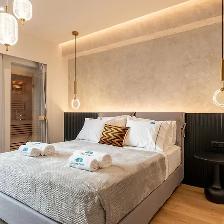 Derouse Eva Jacuzzi & Sauna Apartment *